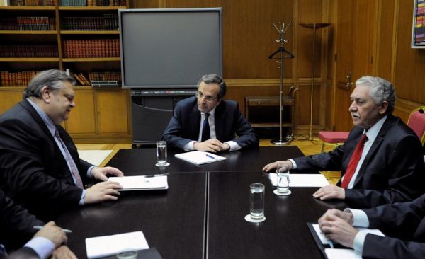 Διαδοχικές επαφές Σαμαρά με Κουβέλη - Βενιζέλο