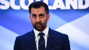 Σκωτία: Παραιτήθηκε ο πρωθυπουργός Χάμζα Γιούσαφ