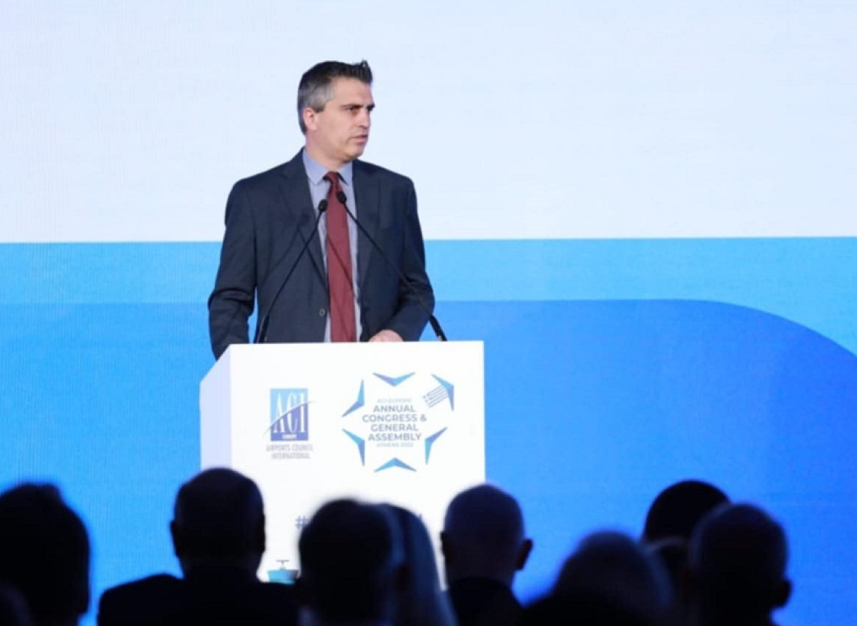 Δήμας: Βελτιώνουμε το επίπεδο υποδομών και υπηρεσιών των ελληνικών αεροδρομίων