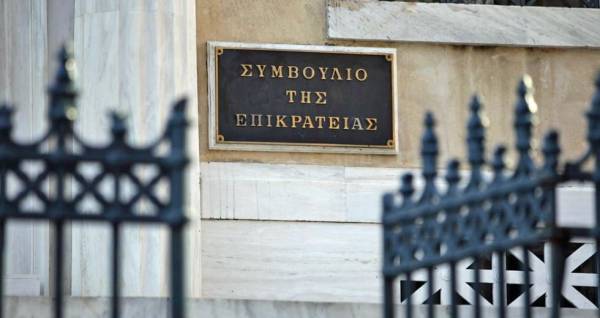 ΣτΕ: Απορρίφθηκαν τα αιτήματα για άνοιγμα των εκκλησιών το Πάσχα