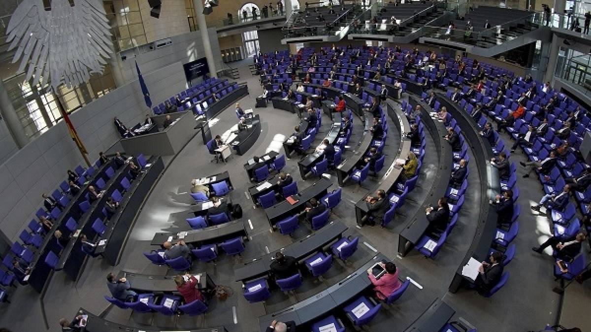 Γερμανία: Μέχρι τέλος 2020 η απαγόρευση παρουσίας κοινού σε εκδηλώσεις