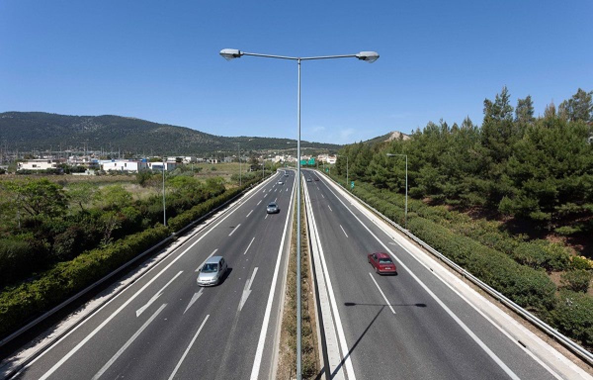 Μεγάλη πτώση στις διεθνείς οδικές αφίξεις το φετινό 10μηνο