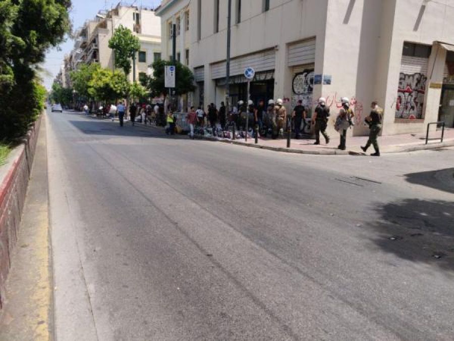 Επιβολή προστίμων μετά από ελέγχους για το παρεμπόριο