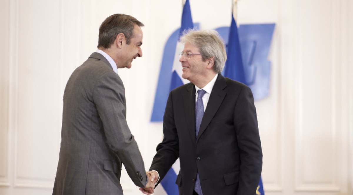 Εύσημα Τζεντιλόνι σε Μητσοτάκη: «Η Ελλάδα κάνει τη διαφορά»