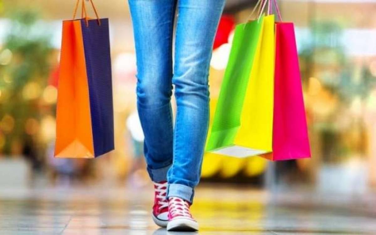 Πτώση στην καταναλωτική εμπιστοσύνη της ευρωζώνης τον Ιούνιο