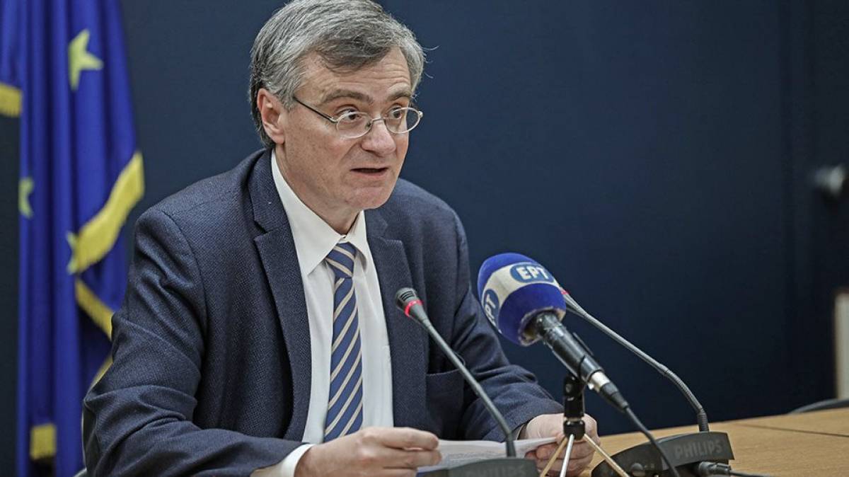 Τσιόδρας για αντιεμβολιαστές: Χρησιμοποιούν τα fake news για να αρνηθούν τις ευθύνες τους