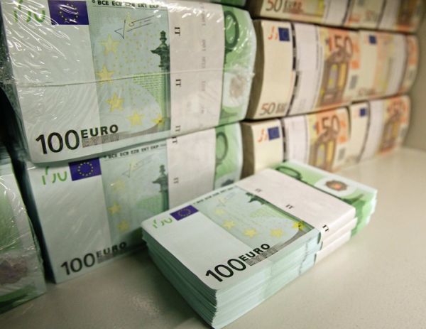Νέα μέτρα για να καλυφθεί η &quot;τρύπα&quot; 4 δισ. ευρώ;
