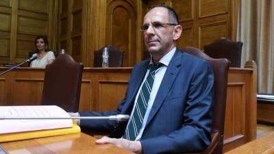 Γεραπετρίτης: Ο Πρωθυπουργός «έχει κατασταλάξει» σε πρόταση για ΠτΔ