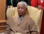 Σε «μη αντιστρεπτό κώμα» ο Μαντέλα