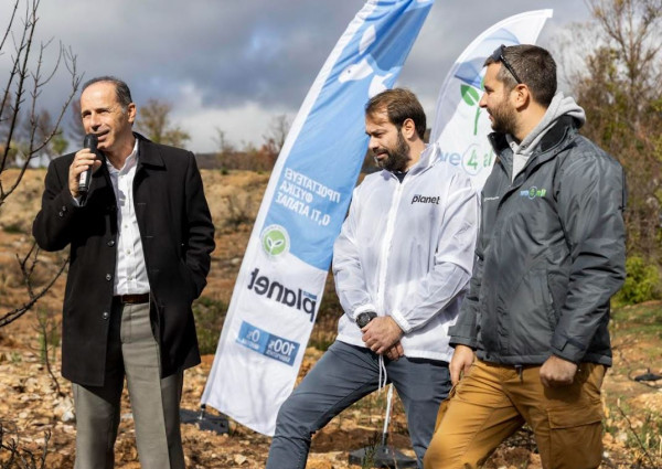 MyPlanet- we4all: Δενδροφύτευση 1.000 δένδρων στο Nτράφι Αττικής