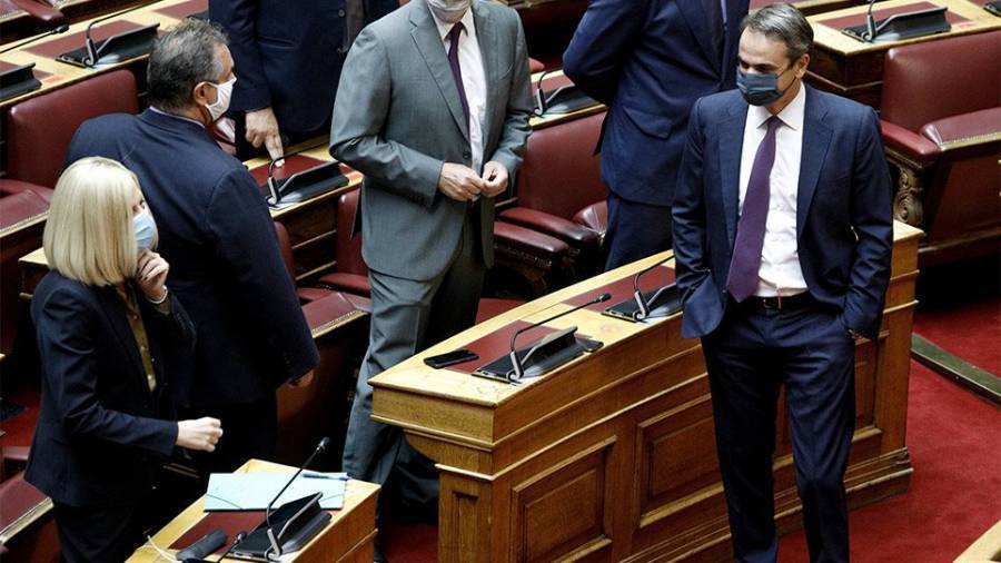 Η πράσινη μετάβαση ως πεδίο συγκλίσεων και η απομόνωση του Τσίπρα