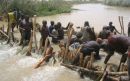 Νιγηρία: Τουλάχιστον 33 νεκροί από τη βύθιση υπερφορτωμένου πλοιαρίου