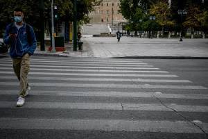 Οδικός χάρτης για άνοιγμα σχολείων, εστίασης και λιανεμπόριο χωρίς SMS