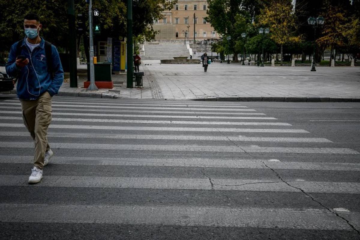 Οδικός χάρτης για άνοιγμα σχολείων, εστίασης και λιανεμπόριο χωρίς SMS