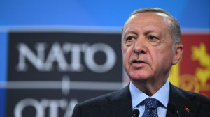 Ερντογάν-Σουηδία: «Όχι» στο NATO αν δεν πατάξει τους τρομοκράτες