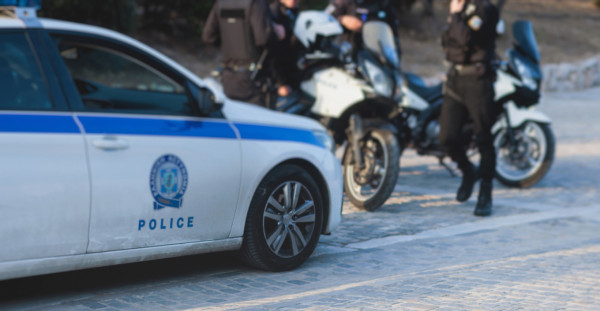 Συναγερμός στη Ζάκυνθο: 14χρονος πήγε στο σχολείο με πιστόλι