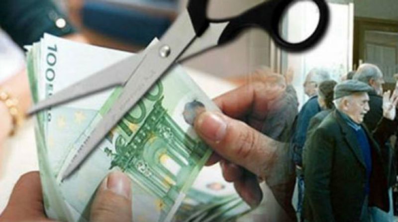 Ψαλίδι με... δόσεις στις επικουρικές: Μέχρι και 30% οι μειώσεις