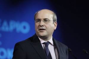 Διευκρινίσεις Χατζηδάκη για την ενίσχυση των €250 στους συνταξιούχους
