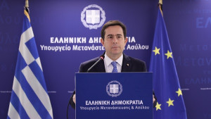 Μηταράκης: Υπάρχουν ΜΚΟ που ευθύνονται για λαθροδιακίνηση