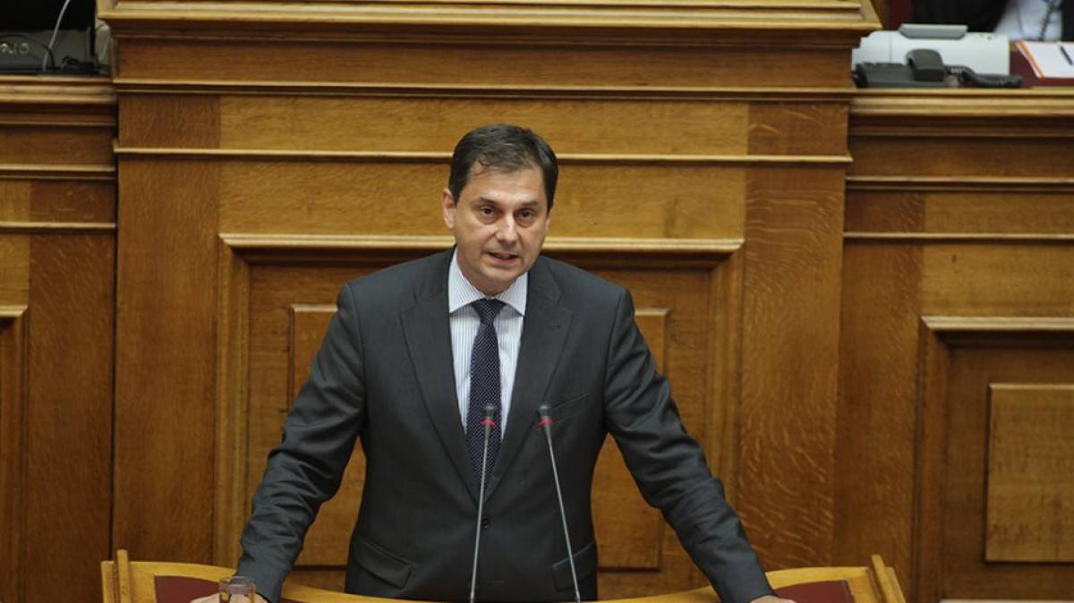 Θεοχάρης: Αμέσως μετά τους ευπαθείς ο εμβολιασμός εργαζόμενων στον τουρισμό