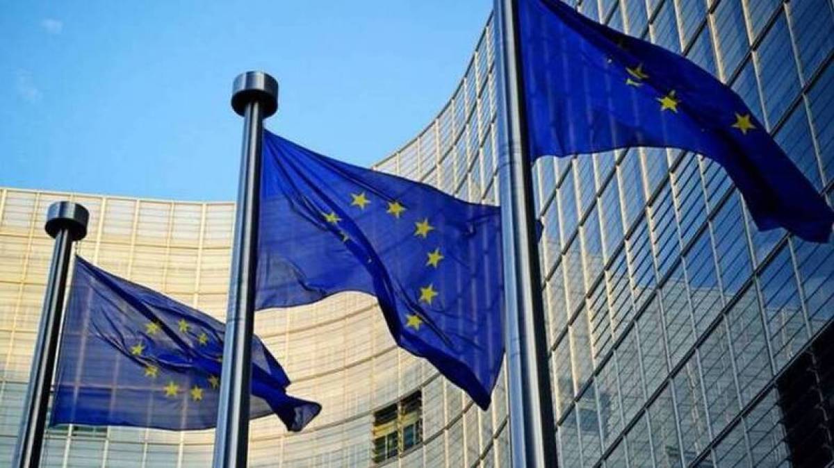 Κομισιόν: Πρόσκληση για συμπράξεις στα ΜΜΕ αξίας €7,6 εκατ.