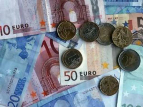 Τo μισθολόγιο και τα επιδόματα στο Δημόσιο