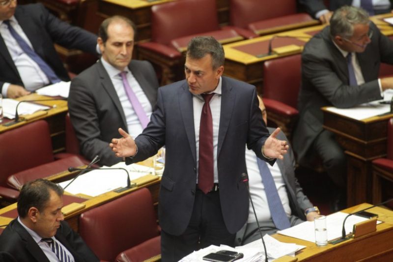 «Πυρά» Βρούτση σε Αχτσιόγλου για τα μπλοκάκια