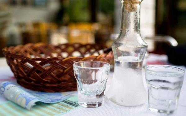 Τα …. τσούζουν με ούζα οι Γερμανοί