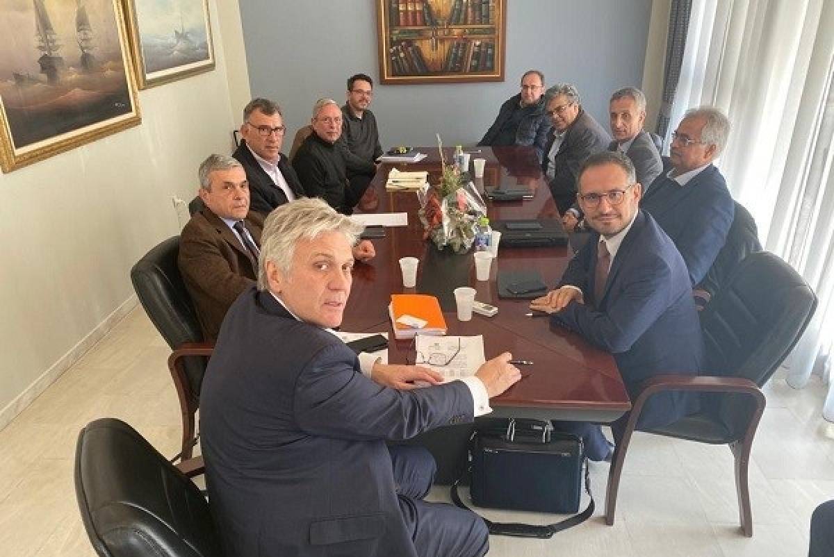 Συνεργασία ΔΕΔΔΗΕ-Δήμου Μάνδρας για την αντιμετώπιση ακραίων καιρικών φαινομένων