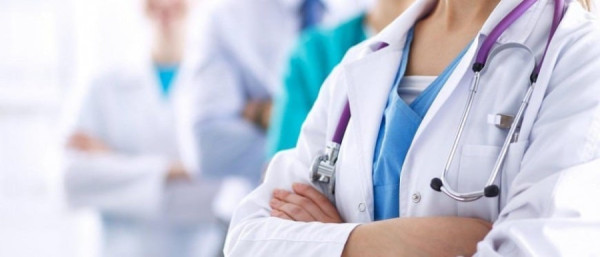 «Καμπανάκι» από επαγγελματίες υγείας στην Ευρώπη: Αρνούμαστε να γίνουμε εργαλεία επιβολής της μεταναστευτικής πολιτικής