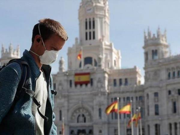 Κορονοϊός: Επιδεινώνεται η κατάσταση στην Ισπανία