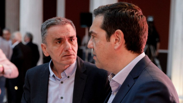 Ο Τσακαλώτος άρχισε το «κλάδεμα» του Τσίπρα