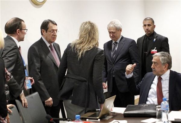 Μαξίμου: Θετικό βήμα η διάσκεψη της Γενεύης