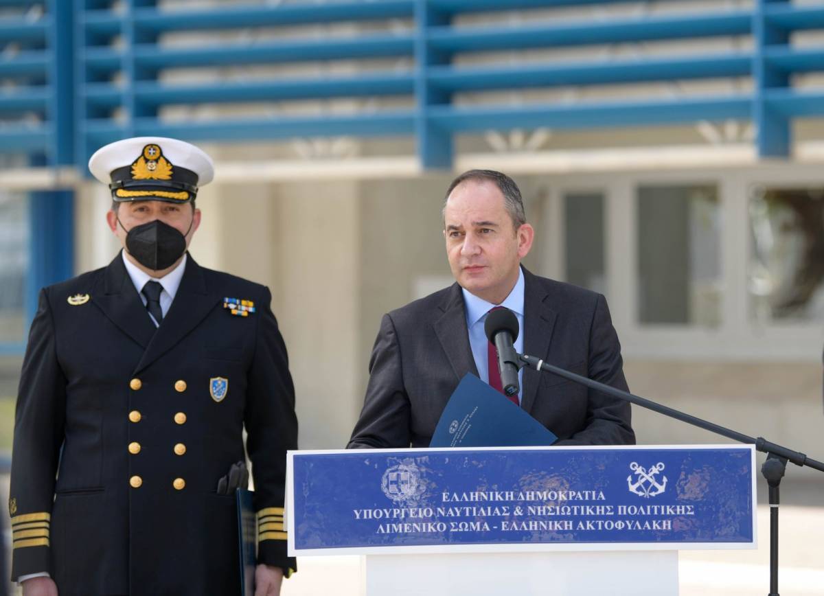 Πλακιωτάκης: Να μην ξεχάσουμε όσους χάθηκαν υπηρετώντας το Λιμενικό Σώμα