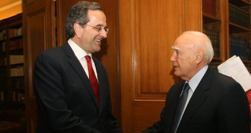 Πήρε τη διερευνητική εντολή ο Σαμαράς