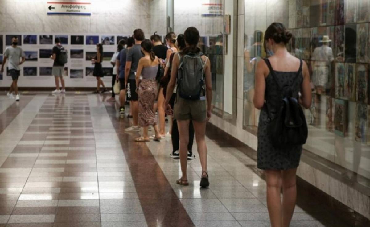 Κορονοϊός-Ελλάδα: 17 νεκροί και 1.888 νέα κρούσματα-Στους 241 οι διασωληνωμένοι