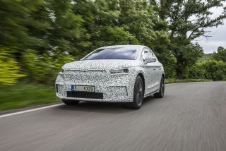 Το ENYAQ COUPÉ iV εμπλουτίζει την ηλεκτρική γκάμα της Skoda