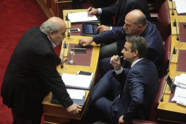 Το σαρδάμ του Βούτση και η ατάκα του Μητσοτάκη