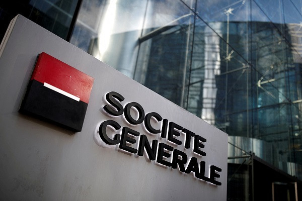SocGen: «Βλέπει» νέο upgrade της Ελλάδας από S&P και Fitch