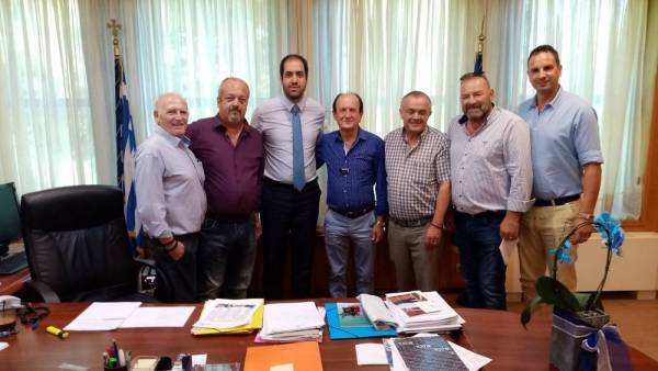 Κλίμα συναίνεσης στη συνάντηση Κεφαλογιάννη - Λυμπερόπουλου