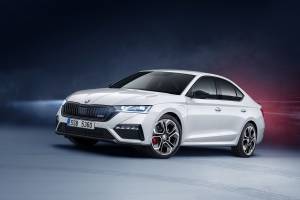 SKODA OCTAVIA RS iV: Ερχεται και η plug-in υβριδική εκδοχή με σπορ διαθέσεις!