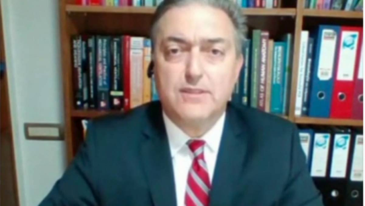 Βασιλακόπουλος: Να δοθούν κίνητρα σε αυτούς που εμβολιάζονται