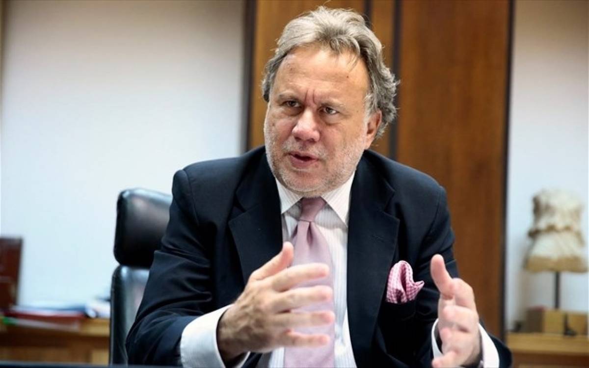 Κατρούγκαλος:Στην Κίνα για την προσέλκυση επενδύσεων στην Ελλάδα