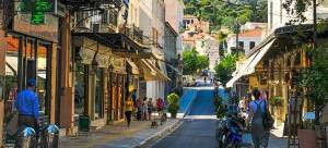 ΙΣΑ: 1 στους 3 Έλληνες δεν ανησυχεί για την πανδημία