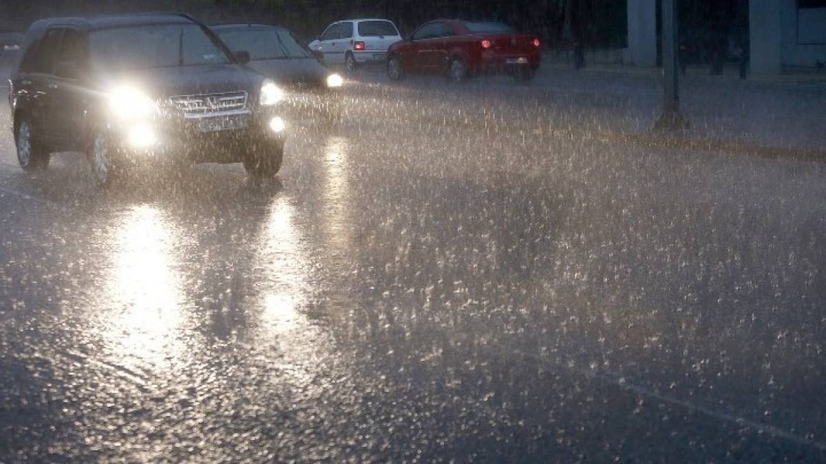 Προβλήματα στην Αττική λόγω της βροχόπτωσης