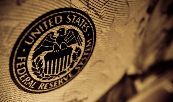 Fed: Η αμερικανική ανάπτυξη επιβραδύνθηκε λόγω των εφοδιαστικών διαταραχών