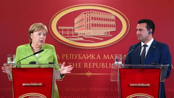 H Μέρκελ έριξε... άκυρο στον Ιβάνοφ