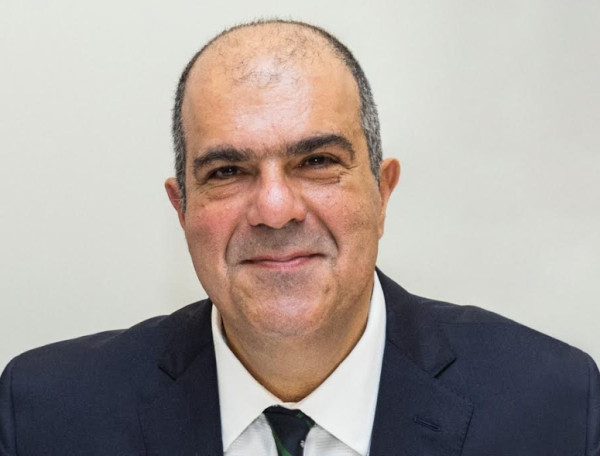 Στέλιος Χατζηιωάννου: Εξαγοράζει την easyHotel Ltd μέσω Tristan Capital Partners