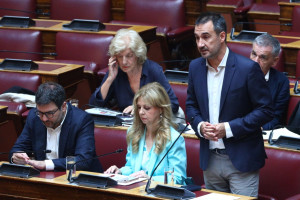 Προς νέα διάσπαση η Νέα Αριστερά λόγω διαφωνιών για τις συνεργασίες – Οι δύο γραμμές
