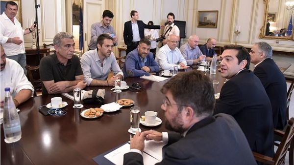 Συνεδριάζει ξανά η ΠΟΕ-ΟΤΑ μετά τις νέες προτάσεις Τσίπρα